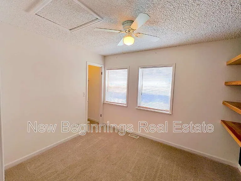 5560 Montgomery Ter — Photo 17