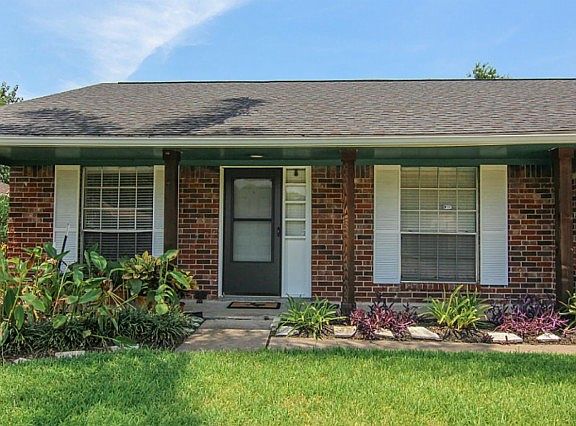3rd image of 5521 Cunningham Dr