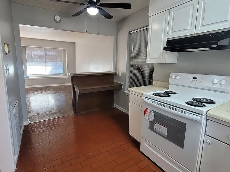 Woodward Park Apartments — Photo 11