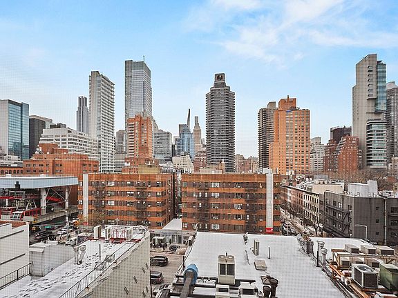 5th image of 303 E 60th St APT 7B
