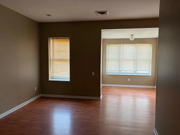 1650 S Spring Ave APT 2A, Saint Louis, MO 63110