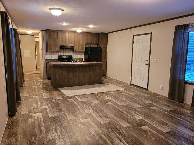 1st image of 58 Hollywood Dr #304