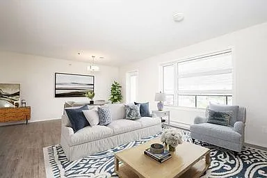 585 Ballantrae Dr — Photo 143