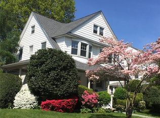 123 Neptune Ave, New Rochelle, NY 10805