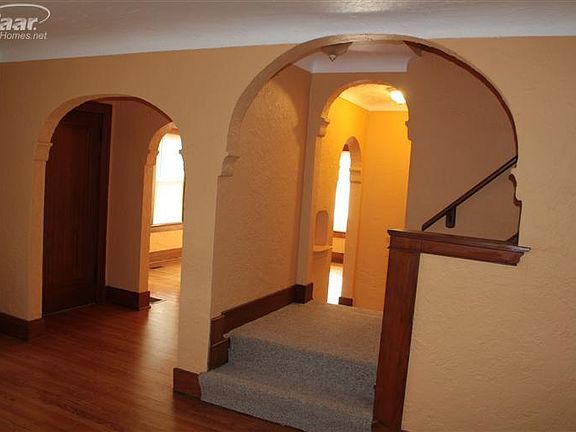 4th image of 1543 Kearsley Park Blvd