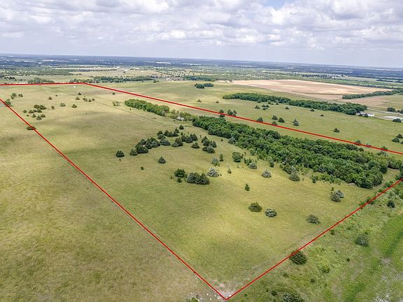 3rd image of 325 Fm 1566 W