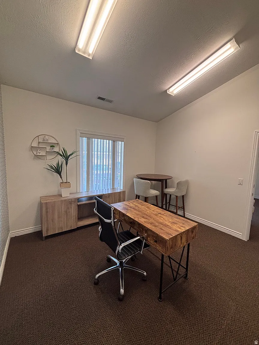 Studio, $500 — Photo 3