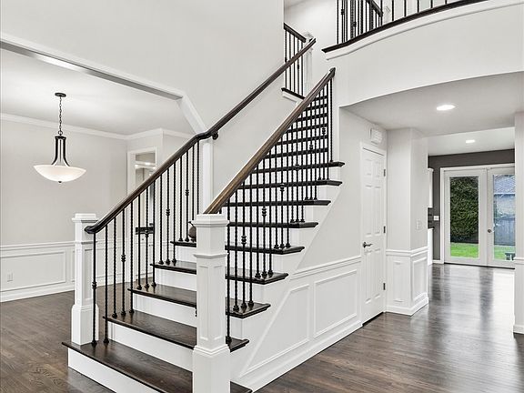 3rd image of 2158 266th Court SE