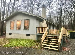265 Packanack Dr, Gouldsboro, PA