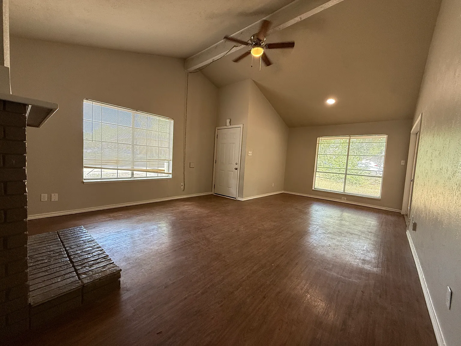 3 bed, 1329 sqft, $1,795 — Photo 4