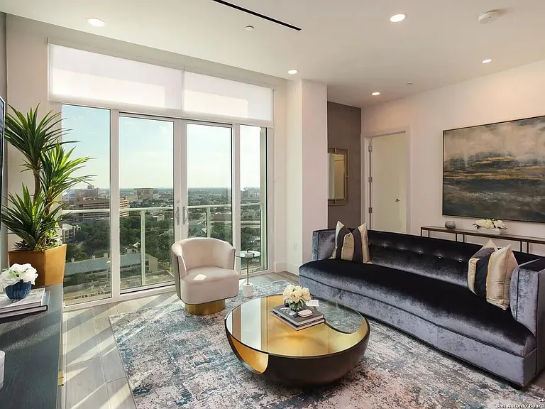 123 Lexington Ave #1210 — Photo 9