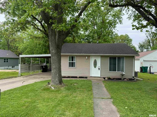 502 Hope St, Washington, IL 61571