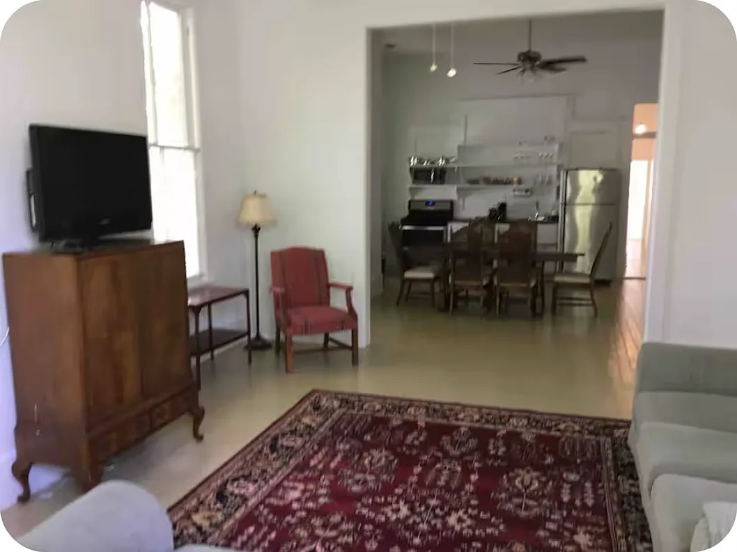 2 bed, 1.5 bath, 1600 sqft, $2,800 — Photo 3