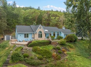500 Wildrose Ln, Grants Pass, OR