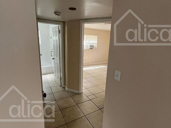 5th image of 610 6th St APT A