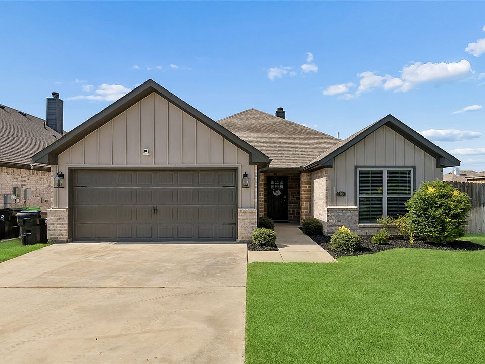 1st image of 108 Maverick Ln