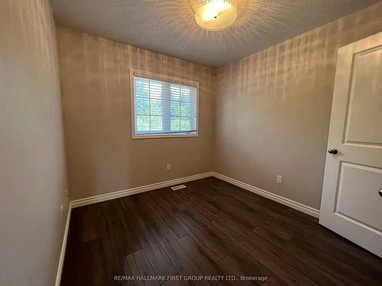 2424 Tillings Rd — Photo 27