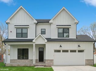 3465 Sorrel Dr, Northbrook, IL