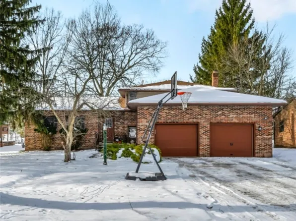 8854 Big Creek Pkwy, Strongsville, OH 44149