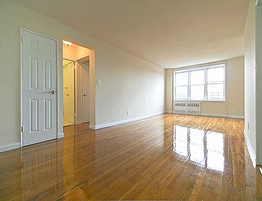 Rented by SW Queens Mezzanine | media 6