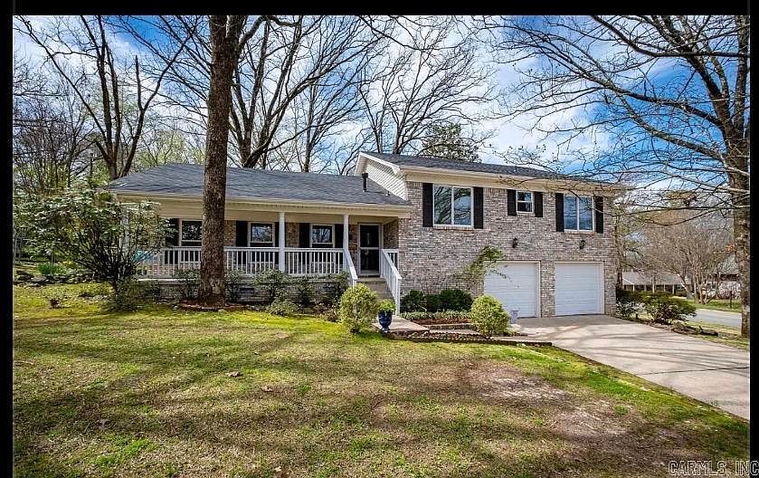 1st image of 2 Highwood Dr