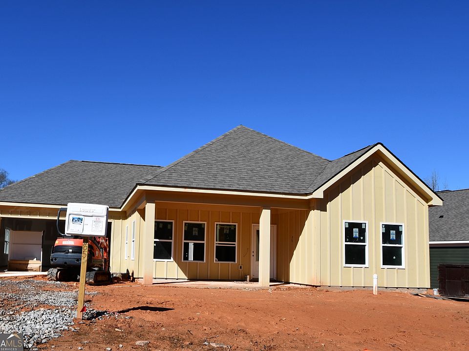 1st image of 205 Timsbury Dr