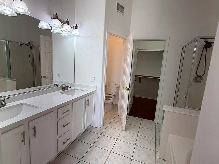 1510 W Saragosa St — Photo 20