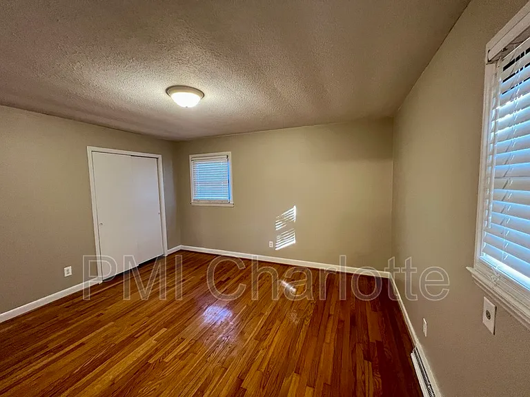 528 N Carolina Ave — Photo 17