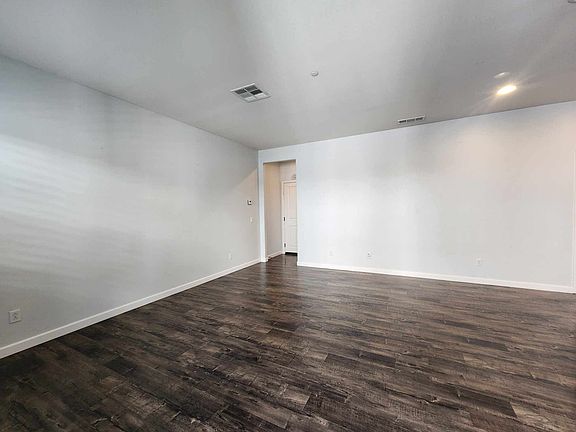 5th image of 576 S Casita St