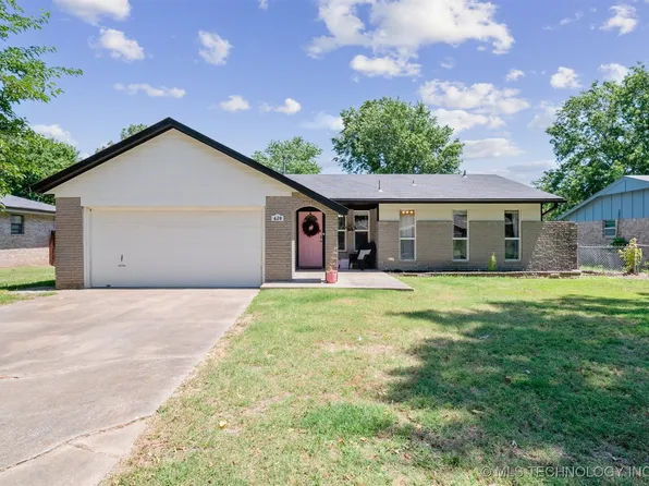 620 E Center St, Collinsville, OK 74021