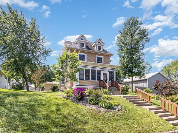 204 Fir Ave NW, Montgomery, MN 56069