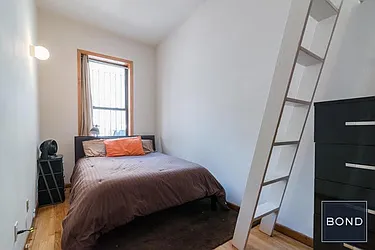 Rented by Bond New York