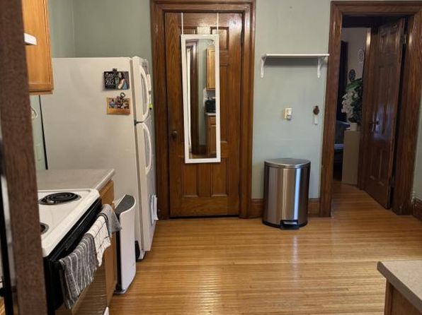 221 Oxford St #3