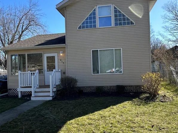 415 S Main St, Lawton, MI 49065