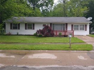 4678 Mapleview Dr, Vermilion, OH 44089