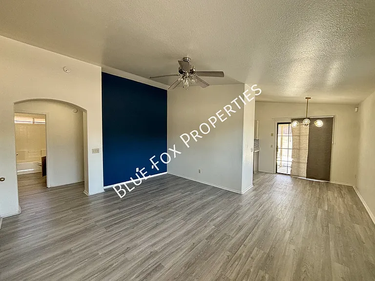 9055 E Alderpoint Way — Photo 2
