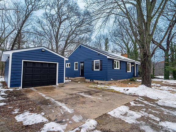 4th image of 3770 Farr Rd