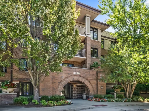 9220 E Prairie Rd APT 306B, Evanston, IL 60203