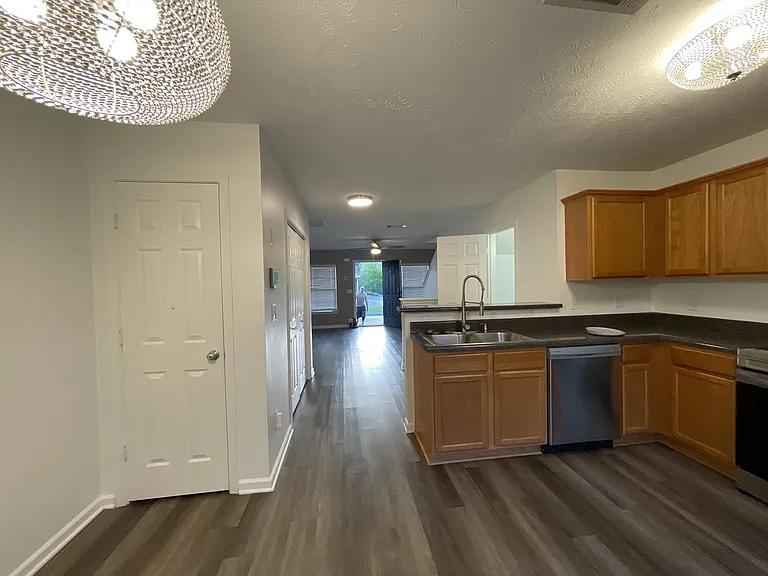 329 Stewarts Landing Cir — Photo 9