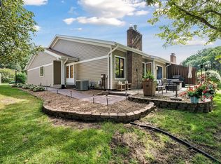 9212 Hyland Creek Rd, Bloomington, MN 55437