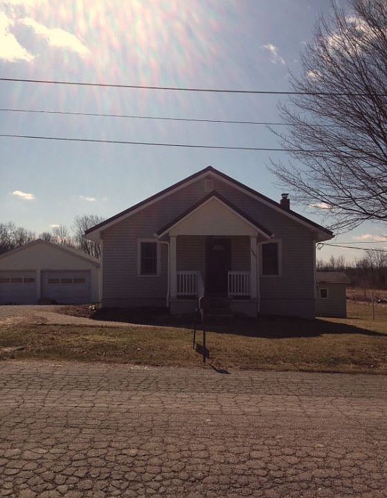 1st image of 1341 W Country Club Dr