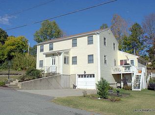 24 Juniper Ln, Lincoln, RI 02865