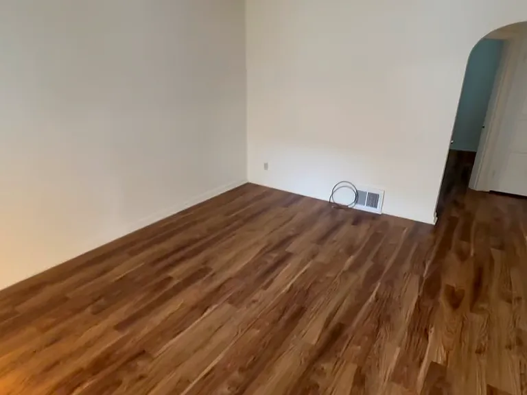 1102 Acorn Dr — Photo 4