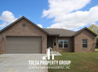 705 N Moccasin St, Sapulpa, OK 74066