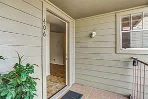 2 bed, 2.0 bath, 1076 sqft, $1,500 — Photo 4