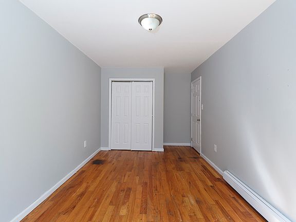 5th image of 81A Hart St #A3