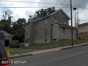 2nd image of 225 Gordon St
