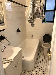 Rented by Lang Realty LLC