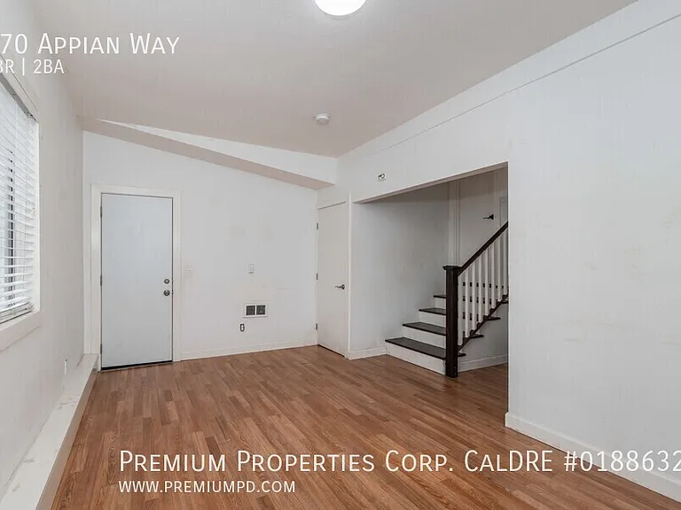 870 Appian Way — Photo 11
