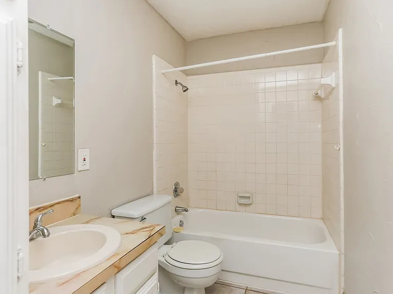 7404 Cheryl Ct — Photo 14